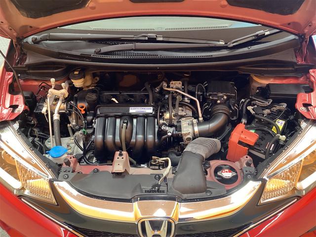 フィット １３Ｇ・Ｌパッケージ　ファインエディション　ＥＴＣ　バックカメラ　ナビ　ＴＶ　オートクルーズコントロール　衝突被害軽減システム　アルミホイール　オートライト　ＬＥＤヘッドランプ　スマートキー　アイドリングストップ　電動格納ミラー　ＣＶＴ（26枚目）