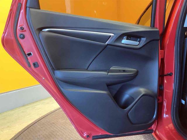 フィット １３Ｇ・Ｌパッケージ　ファインエディション　ＥＴＣ　バックカメラ　ナビ　ＴＶ　オートクルーズコントロール　衝突被害軽減システム　アルミホイール　オートライト　ＬＥＤヘッドランプ　スマートキー　アイドリングストップ　電動格納ミラー　ＣＶＴ（41枚目）