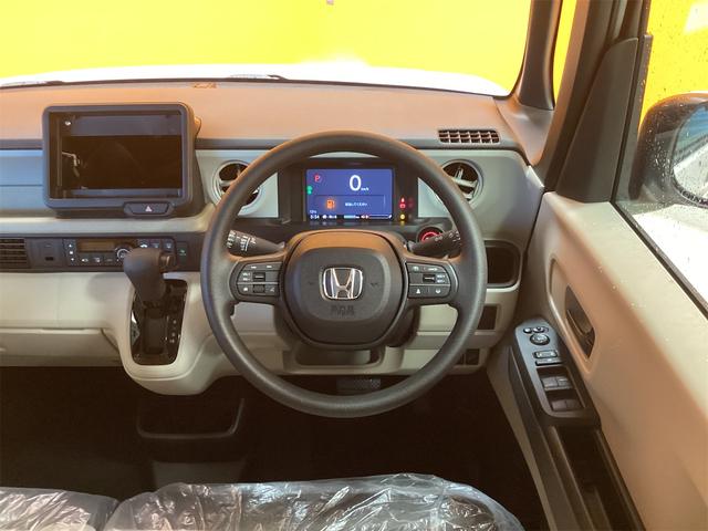 Ｎ－ＢＯＸ ベースグレード　バックカメラ　両側スライド・片側電動　クリアランスソナー　オートクルーズコントロール　レーンアシスト　オートライト　スマートキー　アイドリングストップ　シートヒーター　ベンチシート　ＣＶＴ　ＥＳＣ（5枚目）