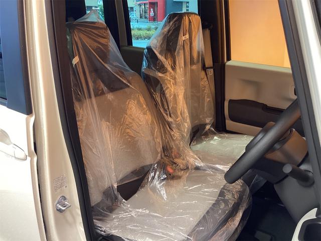 Ｎ－ＢＯＸ ベースグレード　バックカメラ　両側スライド・片側電動　クリアランスソナー　オートクルーズコントロール　レーンアシスト　オートライト　スマートキー　アイドリングストップ　シートヒーター　ベンチシート　ＣＶＴ　ＥＳＣ（38枚目）