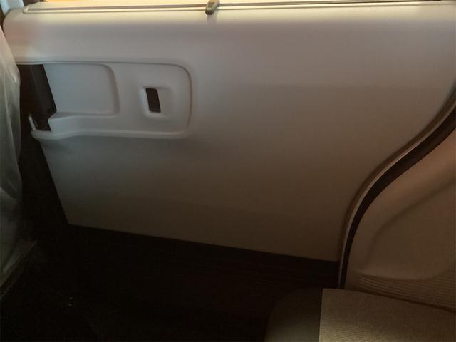 Ｎ－ＢＯＸ ベースグレード　バックカメラ　両側スライド・片側電動　クリアランスソナー　オートクルーズコントロール　レーンアシスト　オートライト　スマートキー　アイドリングストップ　シートヒーター　ベンチシート　ＣＶＴ　ＥＳＣ（41枚目）