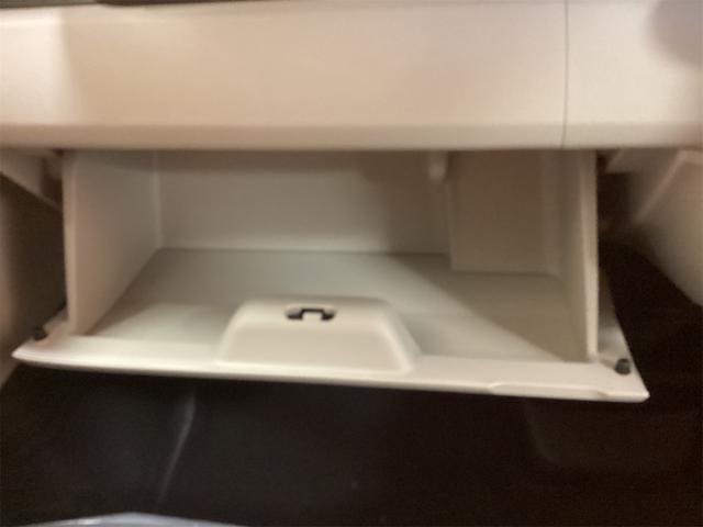 Ｎ－ＢＯＸ ベースグレード　バックカメラ　両側スライド・片側電動　クリアランスソナー　オートクルーズコントロール　レーンアシスト　オートライト　スマートキー　アイドリングストップ　シートヒーター　ベンチシート　ＣＶＴ　ＥＳＣ（51枚目）