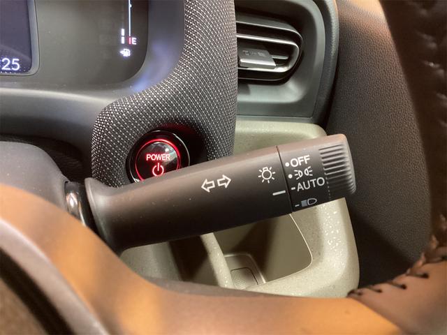 フリード ｅ：ＨＥＶエアー　ＥＸ　バックカメラ　クリアランスソナー　オートクルーズコントロール　レーンアシスト　衝突被害軽減システム　両側電動スライドドア　オートライト　ＬＥＤヘッドランプ　スマートキー　アイドリングストップ（11枚目）