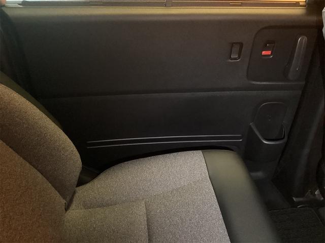 フリード ｅ：ＨＥＶエアー　ＥＸ　バックカメラ　クリアランスソナー　オートクルーズコントロール　レーンアシスト　衝突被害軽減システム　両側電動スライドドア　オートライト　ＬＥＤヘッドランプ　スマートキー　アイドリングストップ（39枚目）