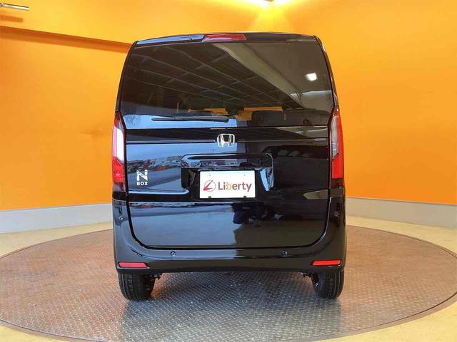 Ｎ－ＢＯＸ ベースグレード　両側スライド・片側電動　クリアランスソナー　オートクルーズコントロール　衝突被害軽減システム　スマートキー　アイドリングストップ　電動格納ミラー　シートヒーター　ベンチシート　ＣＶＴ　ＡＢＳ　ＥＳＣ（20枚目）