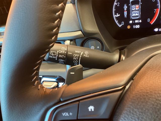 ＷＲ－Ｖ Ｚ　クリアランスソナー　オートクルーズコントロール　レーンアシスト　衝突被害軽減システム　オートライト　ＬＥＤヘッドランプ　アルミホイール　スマートキー　ＣＶＴ　盗難防止システム　ＵＳＢ　ＡＢＳ　ＥＳＣ（9枚目）