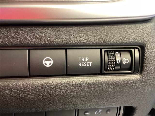 エクストレイル Ｘ　ｅ－４ＯＲＣＥ　４ＷＤ　全周囲カメラ　クリアランスソナー　オートクルーズコントロール　パワーシート　衝突被害軽減システム　オートマチックハイビーム　オートライト　ＬＥＤヘッドランプ　アルミホイール　スマートキー（12枚目）