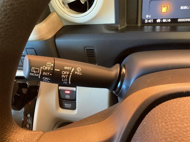 N-BOX ベースグレード バックカメラ 両側スライド・片側電動 オートクルーズコントロール オートライト スマートキー アイドリングストップ 電動格納ミラー シートヒーター CVT ESC USB エアコン パワーステアリング(45枚目)