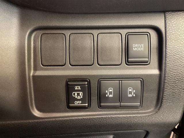 �����d���X���C�h�h�A�����I�^�]�Ȃ��{�^����ŊJ�\�ł������܂��B