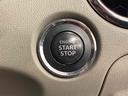 エンジン始動も楽チンです。イチイチ鍵を出す手間も無くなりますよ。