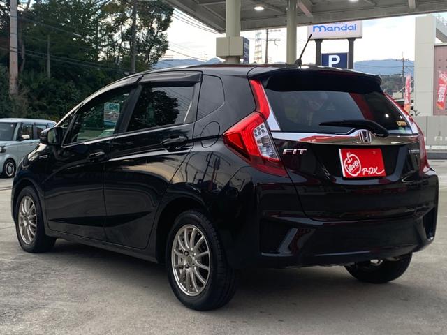 フィットハイブリッド Ｌパッケージ　衝突軽減ブレーキ　メモリーナビ　バックカメラ　地デジＴＶ　クルーズコントロール　ＥＴＣ　ＬＥＤヘッドライト　スマートキー　社外１５インチアルミホイール（3枚目）