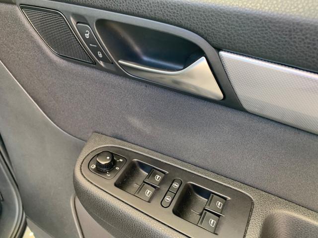 シャラン グレンツェン　純正ナビ　両側パワスラ　パワーバックドア　バックカメラ　地デジＴＶ　ドライブレコーダー　ＥＴＣ　ＨＩＤヘッドライト　ルーフレール　スマートキー×２　純正１６インチアルミホイール（23枚目）