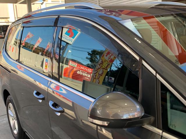 シャラン グレンツェン　純正ナビ　両側パワスラ　パワーバックドア　バックカメラ　地デジＴＶ　ドライブレコーダー　ＥＴＣ　ＨＩＤヘッドライト　ルーフレール　スマートキー×２　純正１６インチアルミホイール（35枚目）