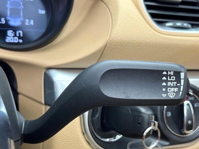 718ボクスター 718ボクスター MT車 リアビューカメラ付パークアシストパッケージ 前席パワーシート 前席シートヒーター デュアルオートエアコン BoxsterSホイール 電動加倒式ドアミラー HIDヘッドランプ オートライト 禁煙(46枚目)