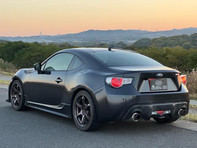 BRZ S 6MT HKSマフラー 車高調 ADVAN18インチAW 社外ナビ RECAROシート VARISフロントバンパー バックカメラ フルセグTV ETC コーナーセンサー ドライブレコーダー レーダー(14枚目)