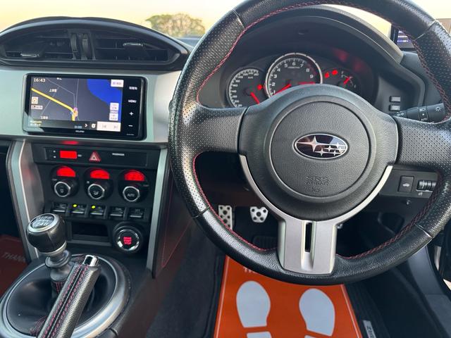 BRZ S 6MT HKSマフラー 車高調 ADVAN18インチAW 社外ナビ RECAROシート VARISフロントバンパー バックカメラ フルセグTV ETC コーナーセンサー ドライブレコーダー レーダー(31枚目)