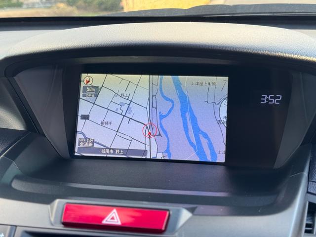 オデッセイ アブソルート 7人乗り 3列シート インターナビ ワンセグ ETC 全周囲カメラ 本革+ファブリックシート アルミホイール クルーズコントロール キーレス ディスチャージヘッドライト(41枚目)