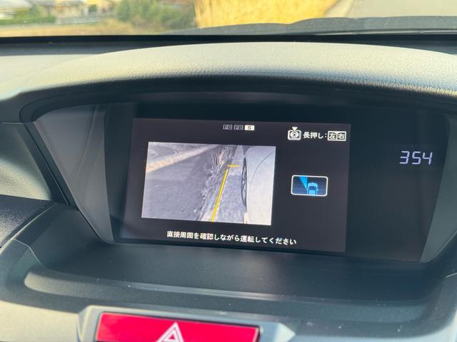 オデッセイ アブソルート 7人乗り 3列シート インターナビ ワンセグ ETC 全周囲カメラ 本革+ファブリックシート アルミホイール クルーズコントロール キーレス ディスチャージヘッドライト(46枚目)