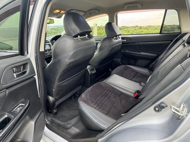 レヴォーグ ２．０ＧＴ－Ｓアイサイト　アドバンスドセーフティパッケージ　走行中フルセグＴＶ　レーダー　前後ドラレコ　バックカメラ　サイドカメラ（32枚目）