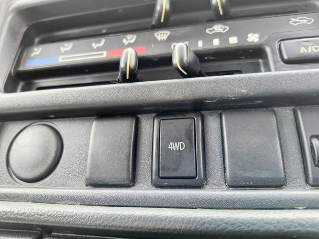 キャリイトラック KCエアコン・パワステ 4WD☆5MT(17枚目)