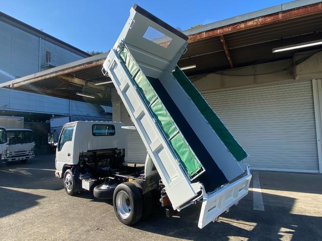 エルフトラック 3t ダンプ 4ナンバー スムーサー AT 3トン オートマ 歩み掛け コボレーン 3方開 2ペダル ターボ車 低床 電動格納ミラー ミラーヒーター ETC 新明和製 積載量3.000kg カスタム(10枚目)