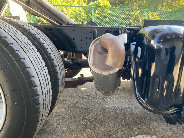 エルフトラック 3t ダンプ 4ナンバー スムーサー AT 3トン オートマ 歩み掛け コボレーン 3方開 2ペダル ターボ車 低床 電動格納ミラー ミラーヒーター ETC 新明和製 積載量3.000kg カスタム(38枚目)