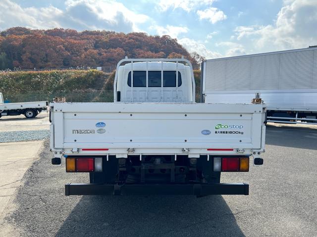 タイタントラック 　２ｔ　ダブルキャブ　標準ロング　準中型　６人乗り　２トン　Ｗキャブ　オートマ　ＡＴ　２ペダル　内フック　３方開　電動格納ミラー　ハイキャブ　ターボ車　積載量１．８００ｋｇ　荷台鉄板張り　坂道補助装置（6枚目）