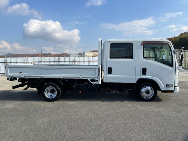 タイタントラック 　２ｔ　ダブルキャブ　標準ロング　準中型　６人乗り　２トン　Ｗキャブ　オートマ　ＡＴ　２ペダル　内フック　３方開　電動格納ミラー　ハイキャブ　ターボ車　積載量１．８００ｋｇ　荷台鉄板張り　坂道補助装置（20枚目）