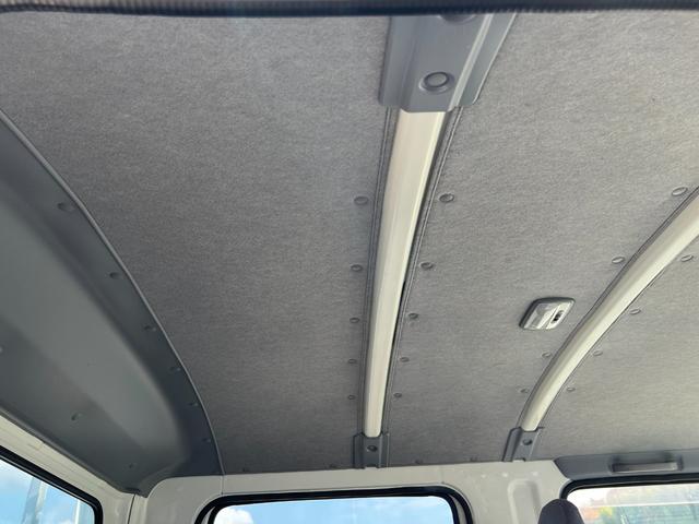 タイタントラック 　２ｔ　ダブルキャブ　標準ロング　準中型　６人乗り　２トン　Ｗキャブ　オートマ　ＡＴ　２ペダル　内フック　３方開　電動格納ミラー　ハイキャブ　ターボ車　積載量１．８００ｋｇ　荷台鉄板張り　坂道補助装置（36枚目）