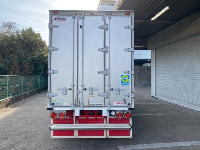 エルフトラック 　２ｔ　アルミバン　標準ロング　内高２０４ｃｍ　２トン　バン　リア３枚扉　サイドスライド扉　ラッシング２段　バックモニター　ミッション　電動格納ミラー　坂道補助装置　日本フルハーフ　積載量２．０００ｋｇ（6枚目）