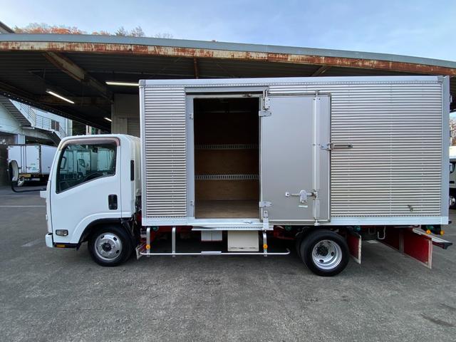 エルフトラック 　２ｔ　アルミバン　標準ロング　内高２０４ｃｍ　２トン　バン　リア３枚扉　サイドスライド扉　ラッシング２段　バックモニター　ミッション　電動格納ミラー　坂道補助装置　日本フルハーフ　積載量２．０００ｋｇ（15枚目）
