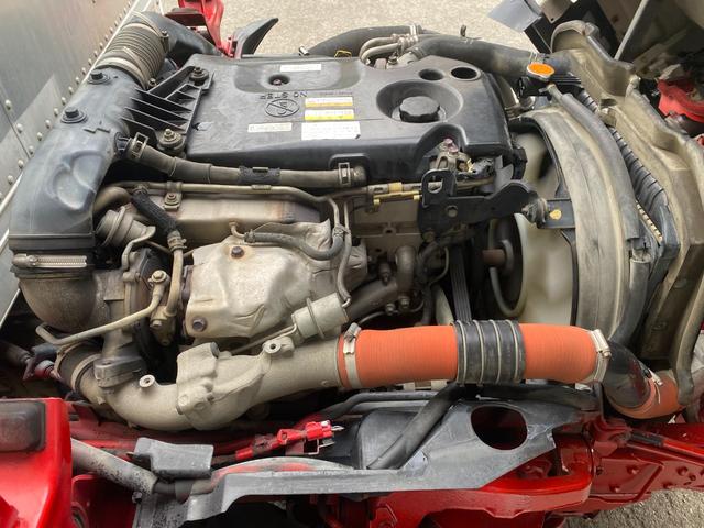 エルフトラック 　２ｔ　アルミバン　標準ロング　内高２０４ｃｍ　２トン　バン　リア３枚扉　サイドスライド扉　ラッシング２段　バックモニター　ミッション　電動格納ミラー　坂道補助装置　日本フルハーフ　積載量２．０００ｋｇ（32枚目）