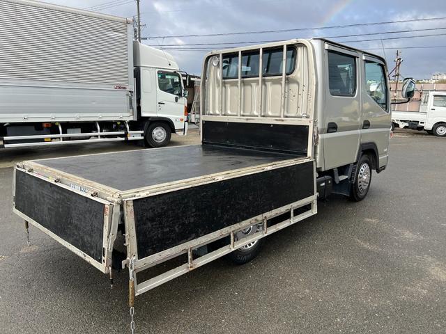 キャンター 　２ｔ　ダブルキャブ　６人乗り　リアヒーター　準中型　２トン　Ｗキャブ　オートマ　ＡＴ　２ペダル　ホイールライナー　３方開　グリルメッキ　コーナーメッキ　バンパーメッキ　積載量１．５００ｋｇ　ターボ車（15枚目）