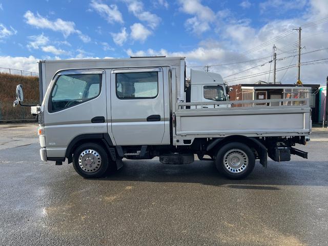 キャンター 　２ｔ　ダブルキャブ　６人乗り　リアヒーター　準中型　２トン　Ｗキャブ　オートマ　ＡＴ　２ペダル　ホイールライナー　３方開　グリルメッキ　コーナーメッキ　バンパーメッキ　積載量１．５００ｋｇ　ターボ車（16枚目）