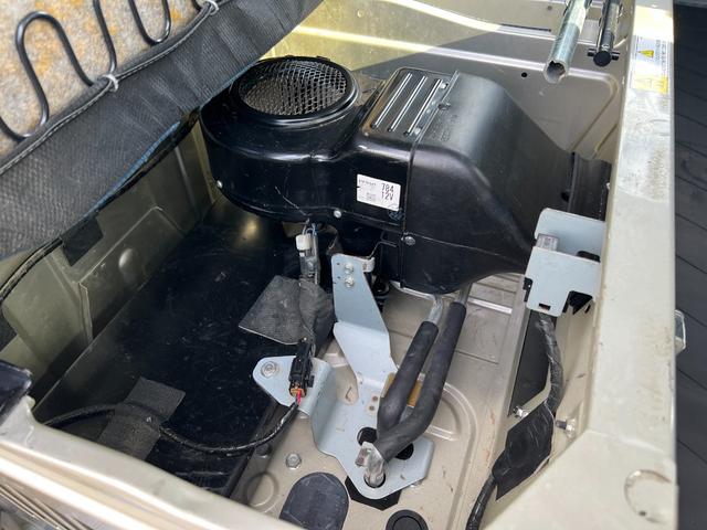 キャンター 　２ｔ　ダブルキャブ　６人乗り　リアヒーター　準中型　２トン　Ｗキャブ　オートマ　ＡＴ　２ペダル　ホイールライナー　３方開　グリルメッキ　コーナーメッキ　バンパーメッキ　積載量１．５００ｋｇ　ターボ車（37枚目）