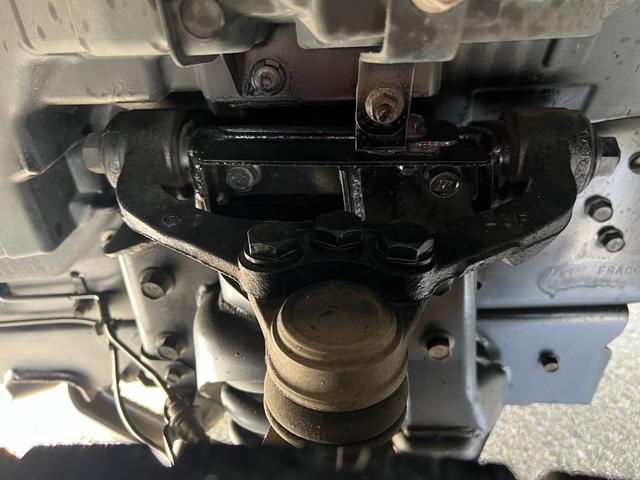 キャンター 　２ｔ　ダブルキャブ　６人乗り　リアヒーター　準中型　２トン　Ｗキャブ　オートマ　ＡＴ　２ペダル　ホイールライナー　３方開　グリルメッキ　コーナーメッキ　バンパーメッキ　積載量１．５００ｋｇ　ターボ車（50枚目）