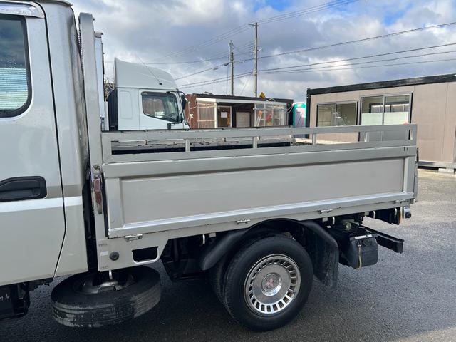 キャンター 　２ｔ　ダブルキャブ　６人乗り　リアヒーター　準中型　２トン　Ｗキャブ　オートマ　ＡＴ　２ペダル　ホイールライナー　３方開　グリルメッキ　コーナーメッキ　バンパーメッキ　積載量１．５００ｋｇ　ターボ車（65枚目）