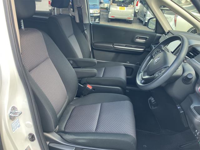 フリード Ｇブラックスタイル　ナビＴＶ　ドライブレコーダー前後　両側電動スライドドア　ＥＴＣ　純正アルミホイール　スマートキー　プッシュ式エンジンスタート　バックカメラ　６人乗り（9枚目）