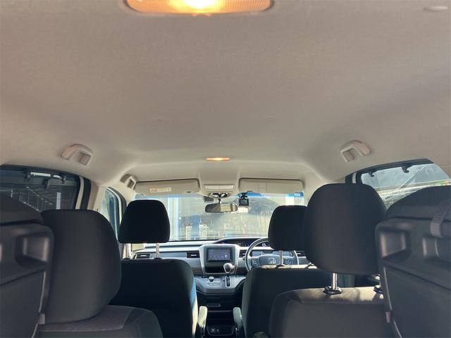 フリード Ｇブラックスタイル　ナビＴＶ　ドライブレコーダー前後　両側電動スライドドア　ＥＴＣ　純正アルミホイール　スマートキー　プッシュ式エンジンスタート　バックカメラ　６人乗り（33枚目）