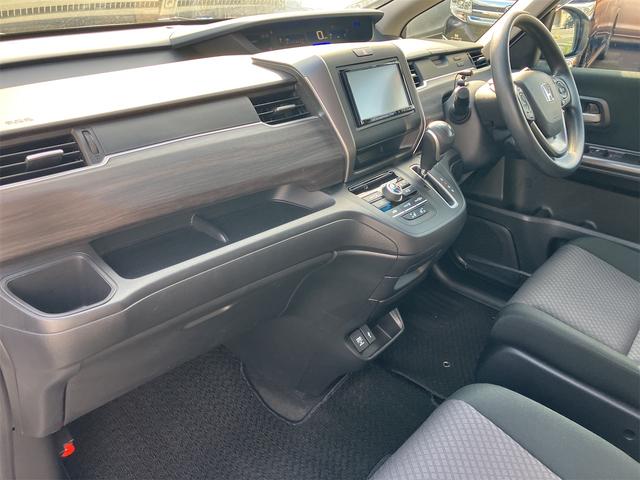 フリード Ｇブラックスタイル　ナビＴＶ　ドライブレコーダー前後　両側電動スライドドア　ＥＴＣ　純正アルミホイール　スマートキー　プッシュ式エンジンスタート　バックカメラ　６人乗り（42枚目）