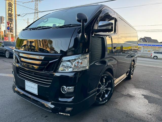 ＮＶ３５０キャラバンバン ロングプレミアムＧＸクロムギアパックバージョンブラク　シルクブレイズエアロ・１７ＡＷ・ヨコハマホワイトレター・ＬＥＤヘッド・グリル・リアスポ・社外テール・ロングバイザー・ＫＹＢショック・ナビ・ＴＶ・Ｂｔ接続・Ｂカメラ・コンビステア・レッドシートカバ・禁煙（8枚目）
