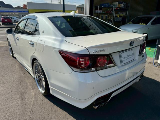 クラウンハイブリッド アスリートＳ　Ｊ－フロンティアリミテッド　シルクブレイズＦエアロ・モデリスタＳ・Ｒエアロ・モデリスタ４本出マフラー・ワーク２０ＡＷ・サンルーフ・レーダークルーズ・純正ナビ・ＴＶ・Ｂｔ接続・Ｂカメラ・レザーシート（10枚目）