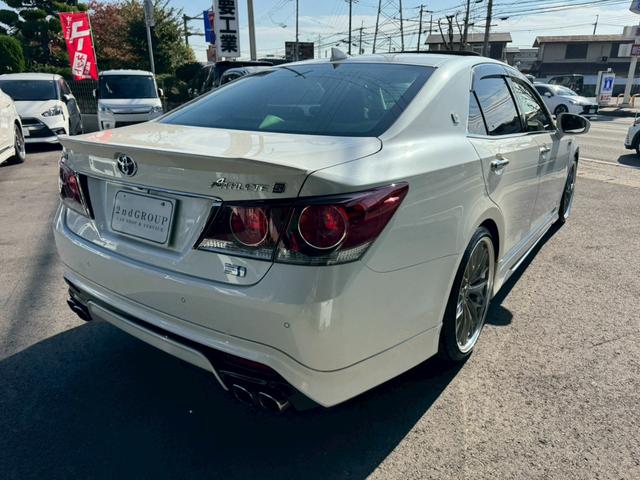 クラウンハイブリッド アスリートＳ　Ｊ－フロンティアリミテッド　シルクブレイズＦエアロ・モデリスタＳ・Ｒエアロ・モデリスタ４本出マフラー・ワーク２０ＡＷ・サンルーフ・レーダークルーズ・純正ナビ・ＴＶ・Ｂｔ接続・Ｂカメラ・レザーシート（14枚目）