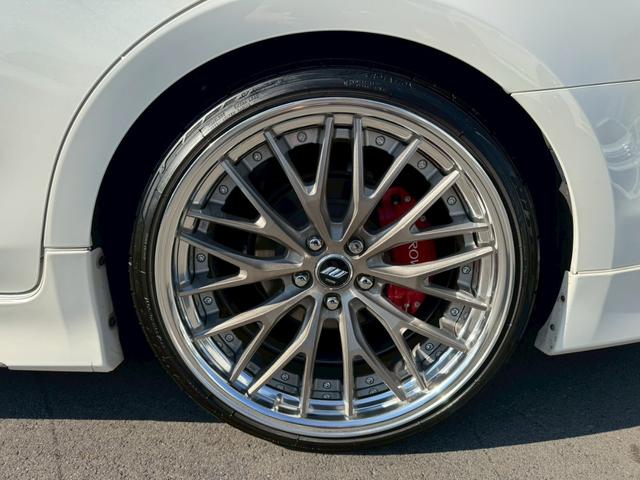 クラウンハイブリッド アスリートＳ　Ｊ－フロンティアリミテッド　シルクブレイズＦエアロ・モデリスタＳ・Ｒエアロ・モデリスタ４本出マフラー・ワーク２０ＡＷ・サンルーフ・レーダークルーズ・純正ナビ・ＴＶ・Ｂｔ接続・Ｂカメラ・レザーシート（22枚目）