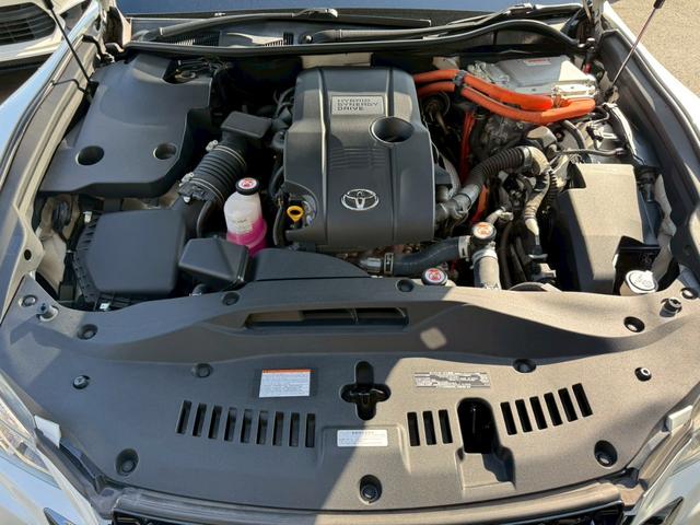 クラウンハイブリッド アスリートＳ　Ｊ－フロンティアリミテッド　シルクブレイズＦエアロ・モデリスタＳ・Ｒエアロ・モデリスタ４本出マフラー・ワーク２０ＡＷ・サンルーフ・レーダークルーズ・純正ナビ・ＴＶ・Ｂｔ接続・Ｂカメラ・レザーシート（23枚目）