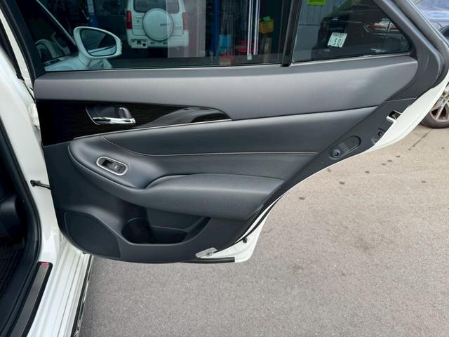 クラウンハイブリッド アスリートＳ　Ｊ－フロンティアリミテッド　シルクブレイズＦエアロ・モデリスタＳ・Ｒエアロ・モデリスタ４本出マフラー・ワーク２０ＡＷ・サンルーフ・レーダークルーズ・純正ナビ・ＴＶ・Ｂｔ接続・Ｂカメラ・レザーシート（46枚目）