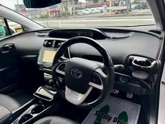 プリウス Ｓツーリングセレクション　ＴＲＤエアロ　ＴＲＤマフラ　ＨＫＳDampers　ワーク１９ＡＷ 0704597A30250410W002 6