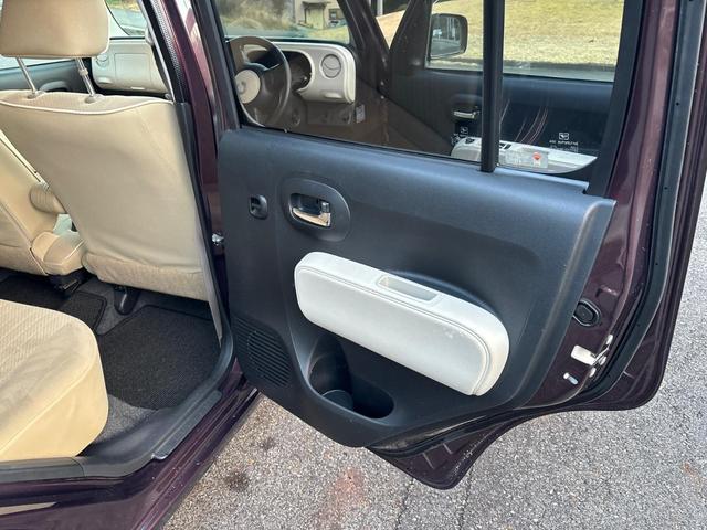 ミラココア ココアプラスＸ　バックカメラ／Ｂｌｕｅｔｏｏｔｈ対応ＫＥＮＷＯＯＤ製ナビ／ＥＴＣ／フロント＋リアドライブレコーダー／フォグランプ／フルオートエアコン／ＵＶカット・プライバシーガラス／ヨコハマアイスガードタイヤ（32枚目）