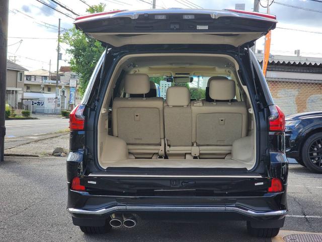 ＬＸ ＬＸ５７０　ＳＤナビ・フルセグ・マークレビンソン・リアシートエンターテインメントシステム・モデリスタエアロ・置型充電・２１インチＡＷ・ムーンルーフ・ＥＴＣ・クールボックス・カラーＨＵＤ・ＢＳＭ・シートヒーター（7枚目）
