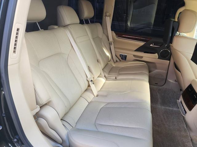 ＬＸ ＬＸ５７０　ＳＤナビ・フルセグ・マークレビンソン・リアシートエンターテインメントシステム・モデリスタエアロ・置型充電・２１インチＡＷ・ムーンルーフ・ＥＴＣ・クールボックス・カラーＨＵＤ・ＢＳＭ・シートヒーター（14枚目）
